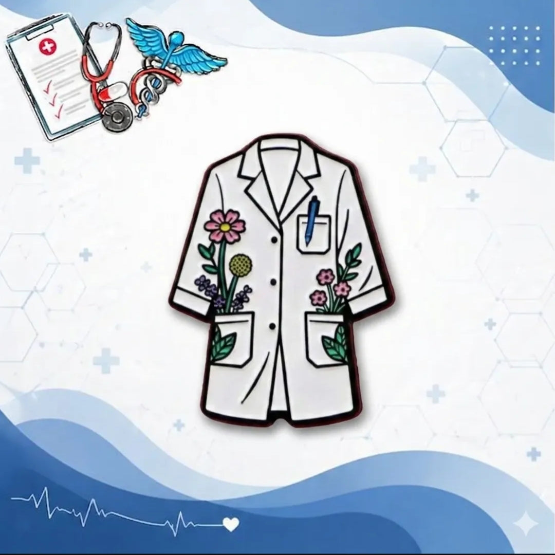 Lab coat 🥼 pin
